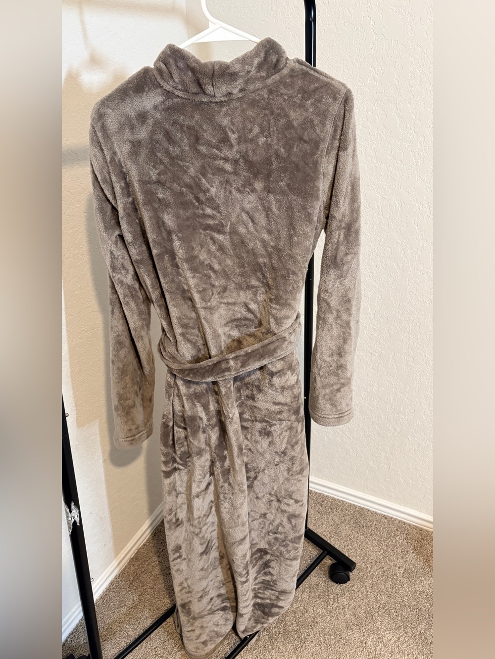 UGG Taupe Plush Robe with Belt - Picture 6 of 7